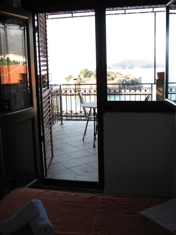 Guest House Ivo Jovanovic Sveti Stefan Chambre photo