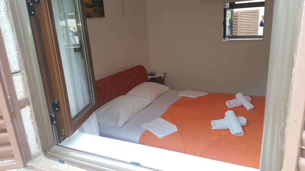 Guest House Ivo Jovanovic Sveti Stefan Extérieur photo