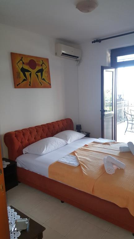 Guest House Ivo Jovanovic Sveti Stefan Extérieur photo